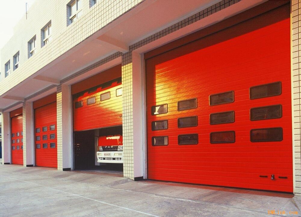 銆愬鍥俱戦棬琛屼笟鐨勯鍐涚湅鐭沖搴勭數(shù)鍔ㄩ棬 鐭沖搴勮濺搴撻棬瀹夎璋ㄨ